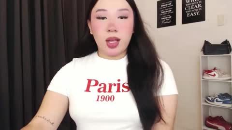 Snapshot of darcy_world chatting on October 2025 05:48:02 PM DARCY online show from October 2025 05:48:02 PM