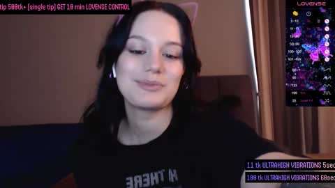 Snapshot of darcyie1ove chatting on October 2025 01:42:01 PM Darcy online show from October 2025 01:42:01 PM