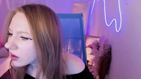 Snapshot of dariatate chatting on February 2026 01:00:02 PM Daria Tate online show from February 2026 01:00:02 PM