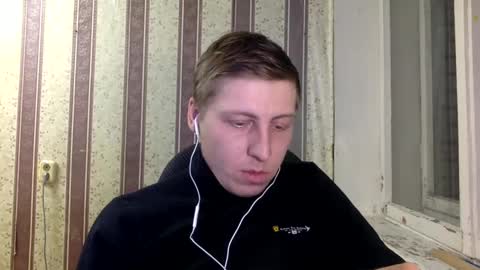 Snapshot of darienlarge chatting on December 2024 02:11:02 PM darienlarge online show from December 2024 02:11:02 PM