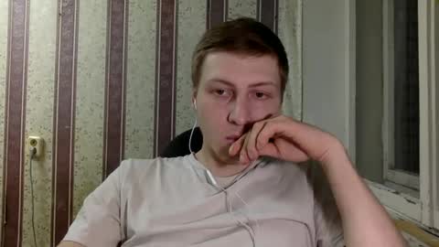 Snapshot of darienlarge chatting on December 2024 01:44:01 PM darienlarge online show from December 2024 01:44:01 PM