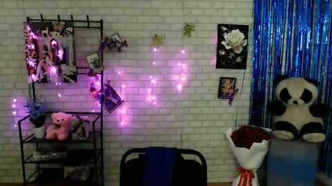 Snapshot of darina_m_ chatting on January 2025 06:03:01 AM Darina online show from January 2025 06:03:01 AM