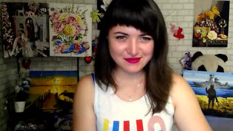 Snapshot of darina_m_ chatting on October 2025 04:54:01 AM Darina online show from October 2025 04:54:01 AM