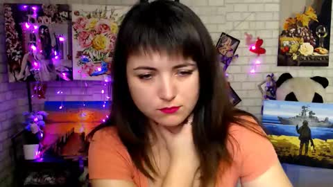 Snapshot of darina_m_ chatting on November 2025 07:06:02 AM Darina online show from November 2025 07:06:02 AM