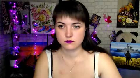 Snapshot of darina_m_ chatting on November 2025 03:56:02 PM Darina online show from November 2025 03:56:02 PM