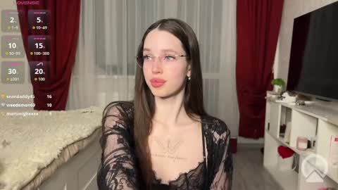 Snapshot of darina_night chatting on April 2026 09:15:01 PM Darina Night online show from April 2026 09:15:01 PM