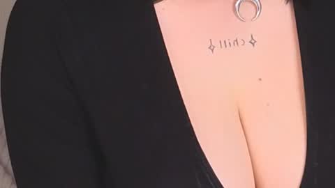 Snapshot of dario_doll_ chatting on January 2025 10:57:01 AM Daria online show from January 2025 10:57:01 AM