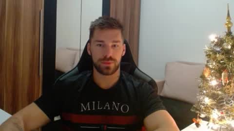 darius_94 online show from January 2026 04:48:02 AM