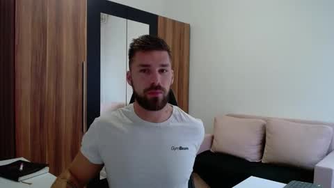 darius_94 online show from March 2026 10:48:01 AM