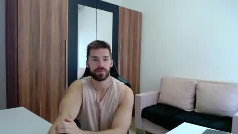 darius_94 online show from June 2026 08:39:02 AM
