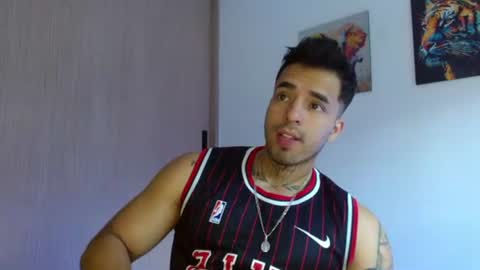 Darius Phoenix  online show from June 2026 05:12:02 PM