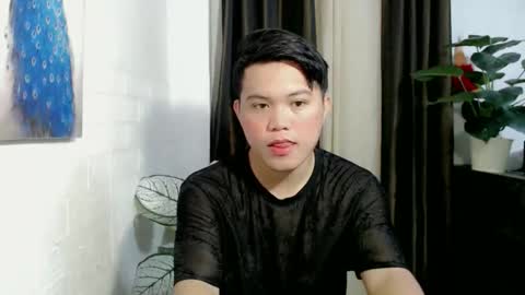 Snapshot of dariuskeller chatting on December 2025 07:39:02 AM Darius online show from December 2025 07:39:02 AM