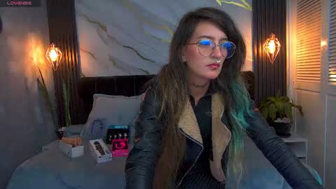 dark_dominika online show from June 2026 01:09:02 PM