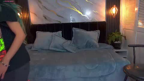 dark_dominika online show from June 2026 07:38:01 PM