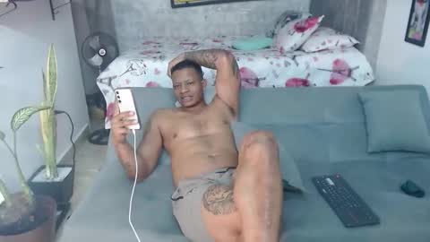 dark_dominion online show from February 2026 08:35:02 PM