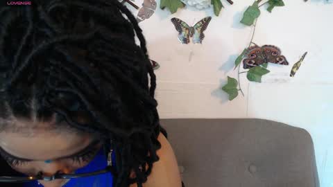 dark_flama online show from April 2026 02:14:01 AM