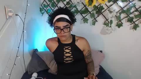 dark_flama online show from June 2026 10:47:02 PM