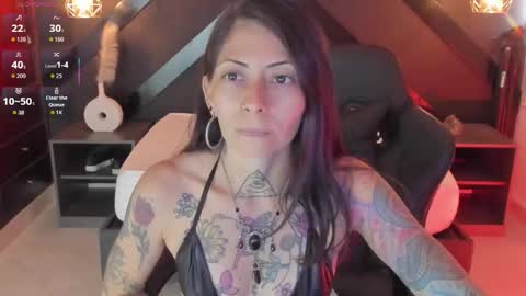 M I K A E L A online show from February 2026 07:12:01 PM