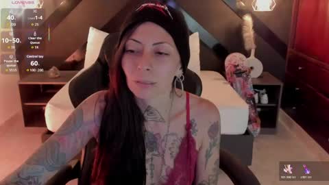 M I K A E L A online show from April 2026 08:55:01 PM