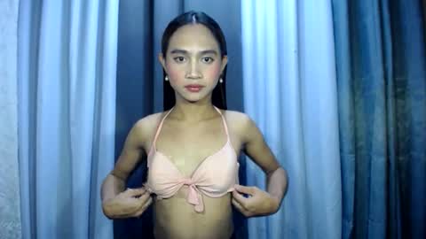 Snapshot of dark_hurohuro19 chatting on March 2026 01:00:01 PM LIANNA online show from March 2026 01:00:01 PM