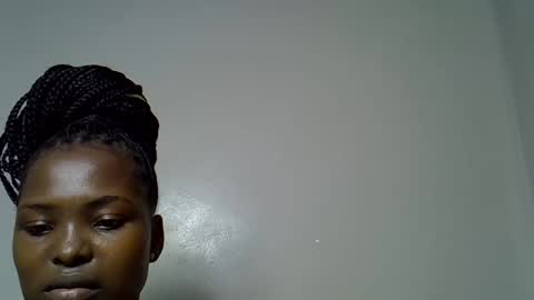 dark_lovly online show from January 2026 01:16:02 PM