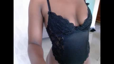 Snapshot of dark_qween chatting on March 2025 03:18:02 PM dark_qween online show from March 2025 03:18:02 PM