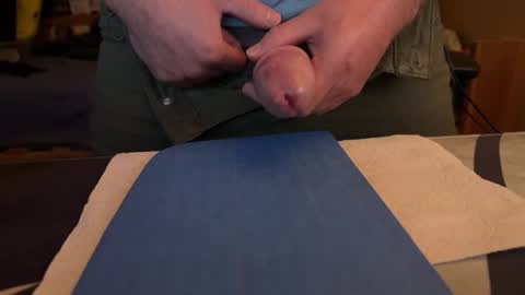 dark_renn online show from October 2025 04:46:01 AM