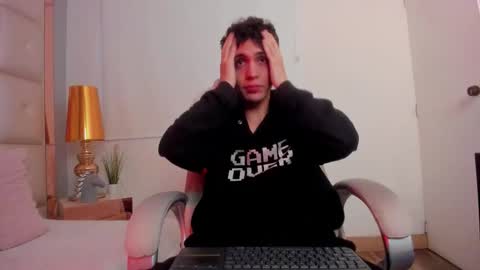 dark_sun333 online show from October 2025 03:10:02 AM