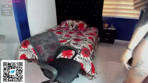 Snapshot of darkangelsxx chatting on February 2026 01:33:02 PM dannaxlove online show from February 2026 01:33:02 PM