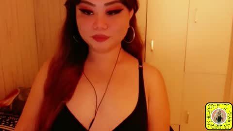 Snapshot of darkbirde chatting on December 2025 06:14:03 PM Rose Dawson online show from December 2025 06:14:03 PM