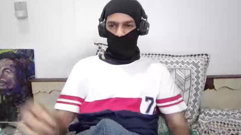 Snapshot of darkbud03 chatting on October 2025 06:52:02 PM just a guy online show from October 2025 06:52:02 PM