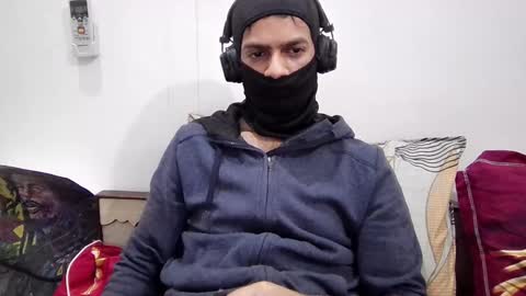 Snapshot of darkbud03 chatting on November 2025 06:42:02 PM just a guy online show from November 2025 06:42:02 PM