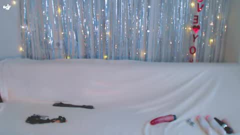 Kelly online show from February 2025 09:04:02 AM