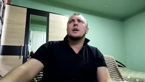 Snapshot of darkinnocent chatting on September 2025 08:03:02 AM Dima online show from September 2025 08:03:02 AM