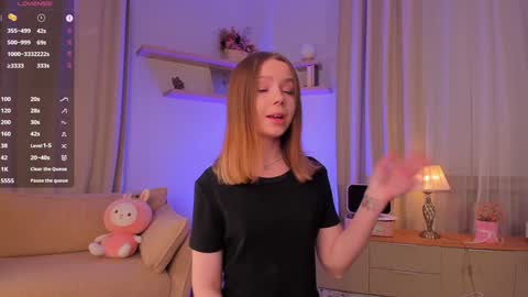 Elizabeth online show from October 2025 08:51:02 PM