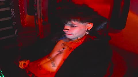   online show from November 2025 03:39:02 AM