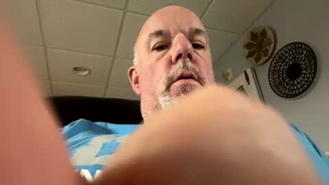 darknite083072 online show from October 2025 12:36:02 PM