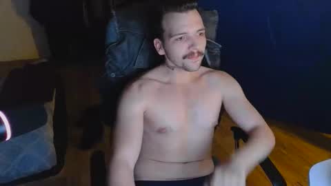 Snapshot of darknovelclown chatting on March 2026 03:13:01 AM darknovelclown online show from March 2026 03:13:01 AM