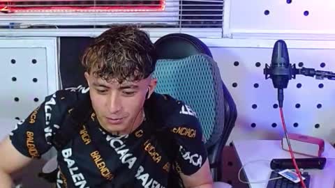 DARKO0717 online show from September 2025 03:06:02 PM