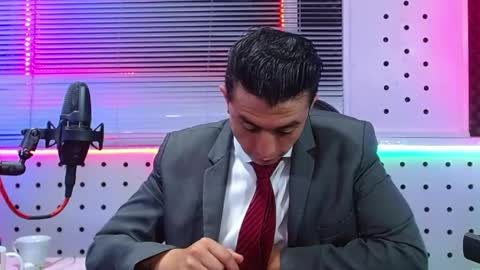 DARKO0717 online show from April 2026 12:14:02 PM
