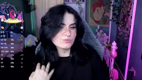 Snapshot of darksh1ne chatting on September 2025 11:10:02 AM Shine online show from September 2025 11:10:02 AM