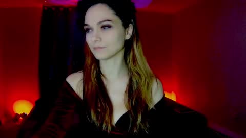 Snapshot of darkskullmistress chatting on January 2025 03:48:01 AM roseredgoddess online show from January 2025 03:48:01 AM