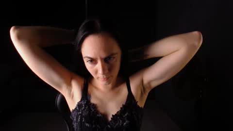 darkspark_ online show from November 2025 10:36:02 AM