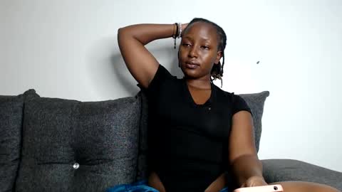 Snapshot of darktanqueen chatting on March 2025 06:39:02 PM darktanqueen online show from March 2025 06:39:02 PM