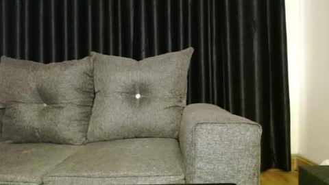 Snapshot of darktanqueen chatting on November 2025 03:28:01 AM darktanqueen online show from November 2025 03:28:01 AM