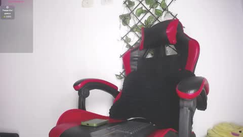 darkviper26 online show from May 2026 09:36:01 AM