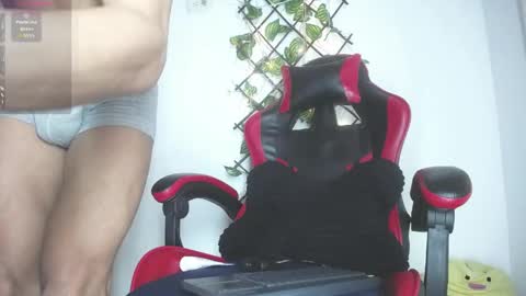 darkviper26 online show from May 2026 12:33:02 PM