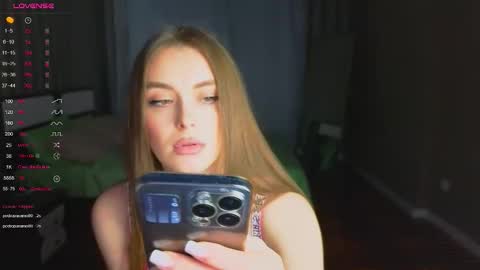 Snapshot of darlina_ryan chatting on November 2025 03:57:02 PM Darlina online show from November 2025 03:57:02 PM