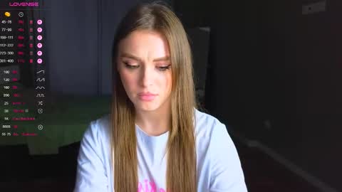 Snapshot of darlina_ryan chatting on November 2025 06:54:01 PM Darlina online show from November 2025 06:54:01 PM