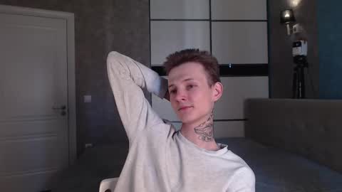 Snapshot of darling__oliver chatting on March 2025 10:34:02 AM your lovely Oli online show from March 2025 10:34:02 AM